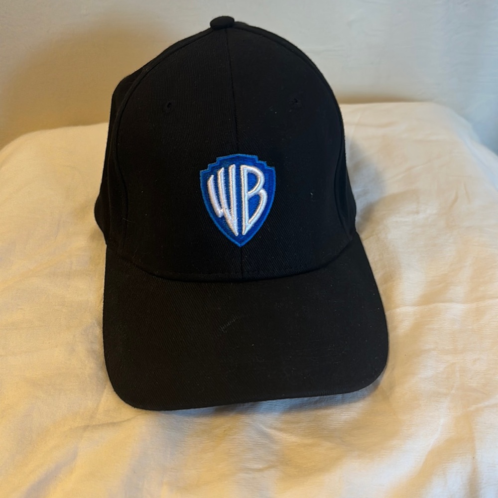 NWOT Warner Brothers Studio Hat